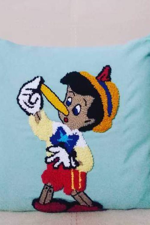 Pinokyo punch yastık.